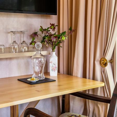 Olive Rabbit - Boutique Bed & Breakfast Turangi Exteriör bild