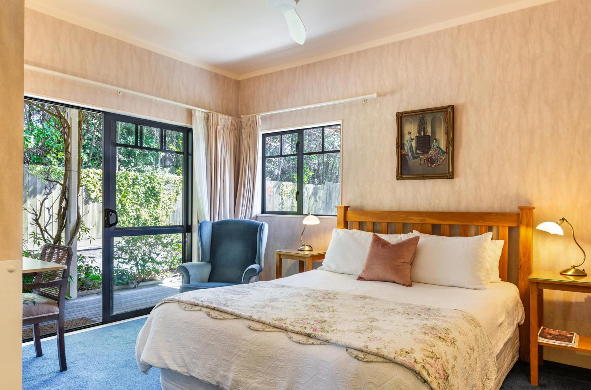 Olive Rabbit - Boutique Bed & Breakfast Turangi Exteriör bild