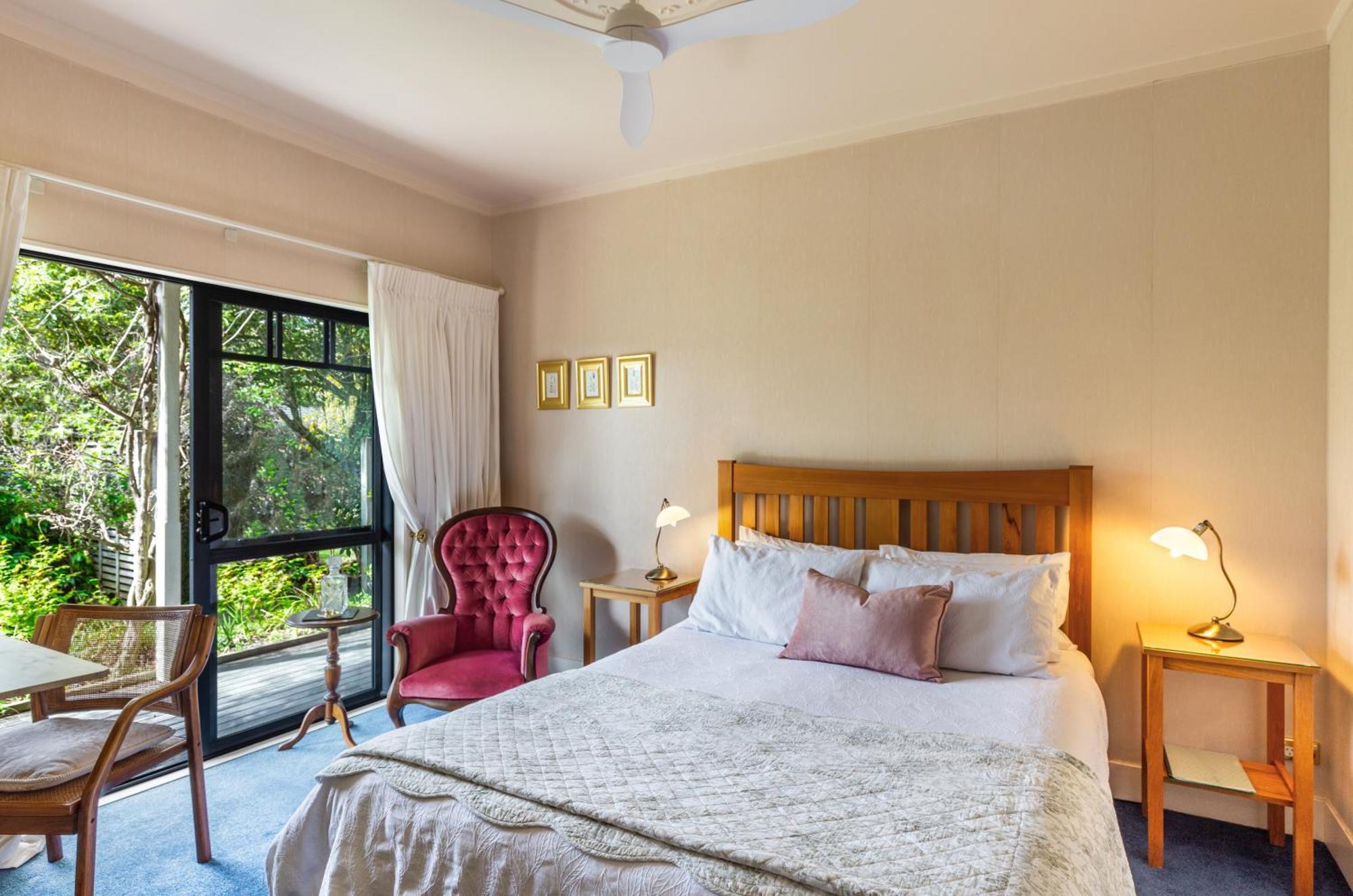 Olive Rabbit - Boutique Bed & Breakfast Turangi Exteriör bild